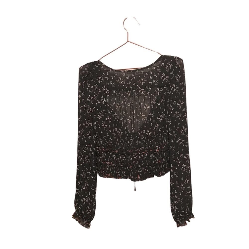Free People Ruched floral Smocked Long Sleeve Crop Top - Small - Picture 2 of 7